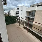 Horizon By The Sea Apartament