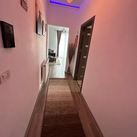 Partyvibe Mamaia 那沃达利