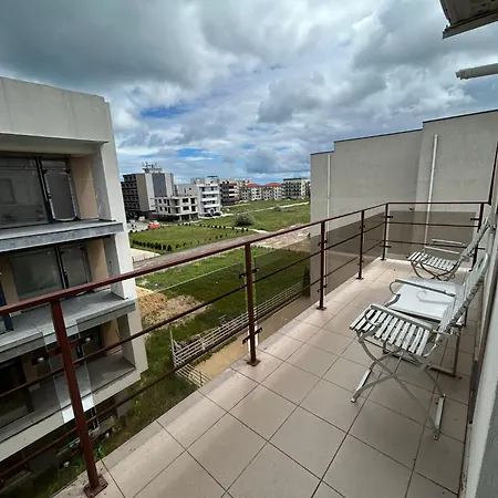 Horizon By The Sea Apartament